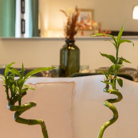 Glyfada Golf Fourth Floor Apartment Atene Esterno foto