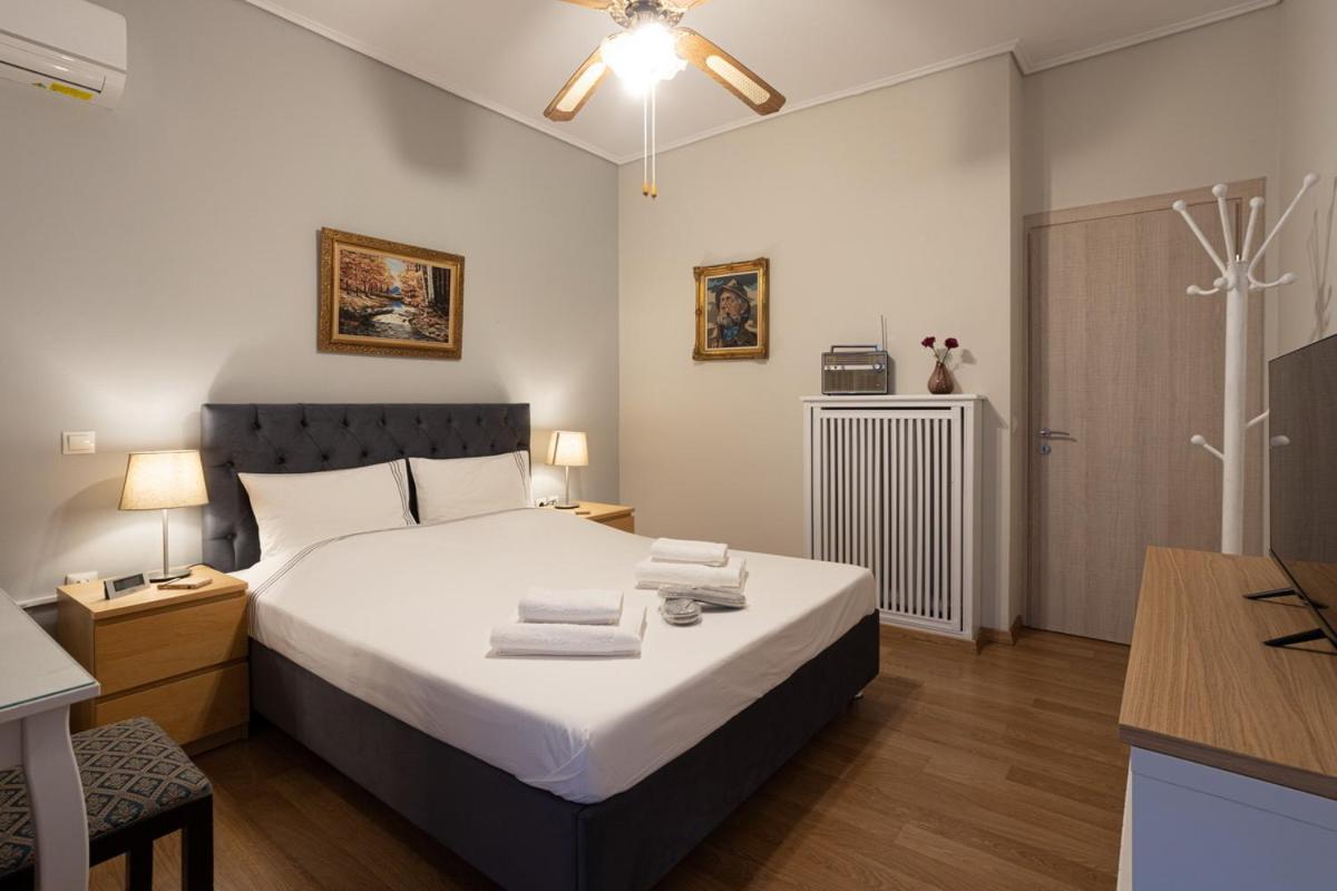 Glyfada Golf Fourth Floor Apartment Atene Esterno foto