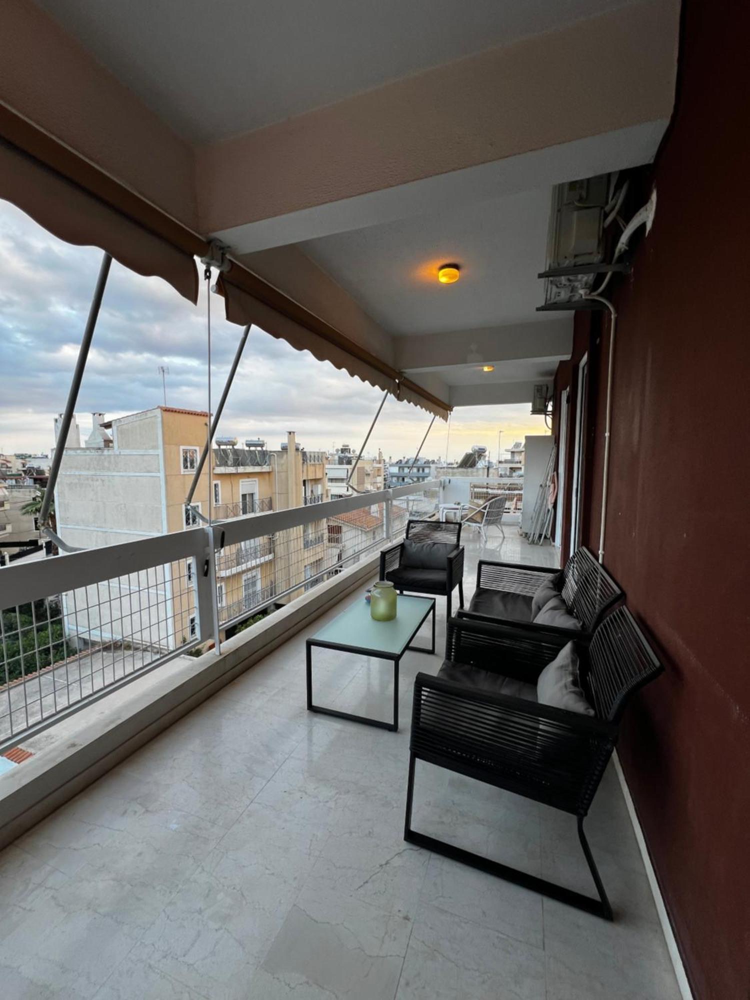 Glyfada Golf Fourth Floor Apartment Atene Esterno foto