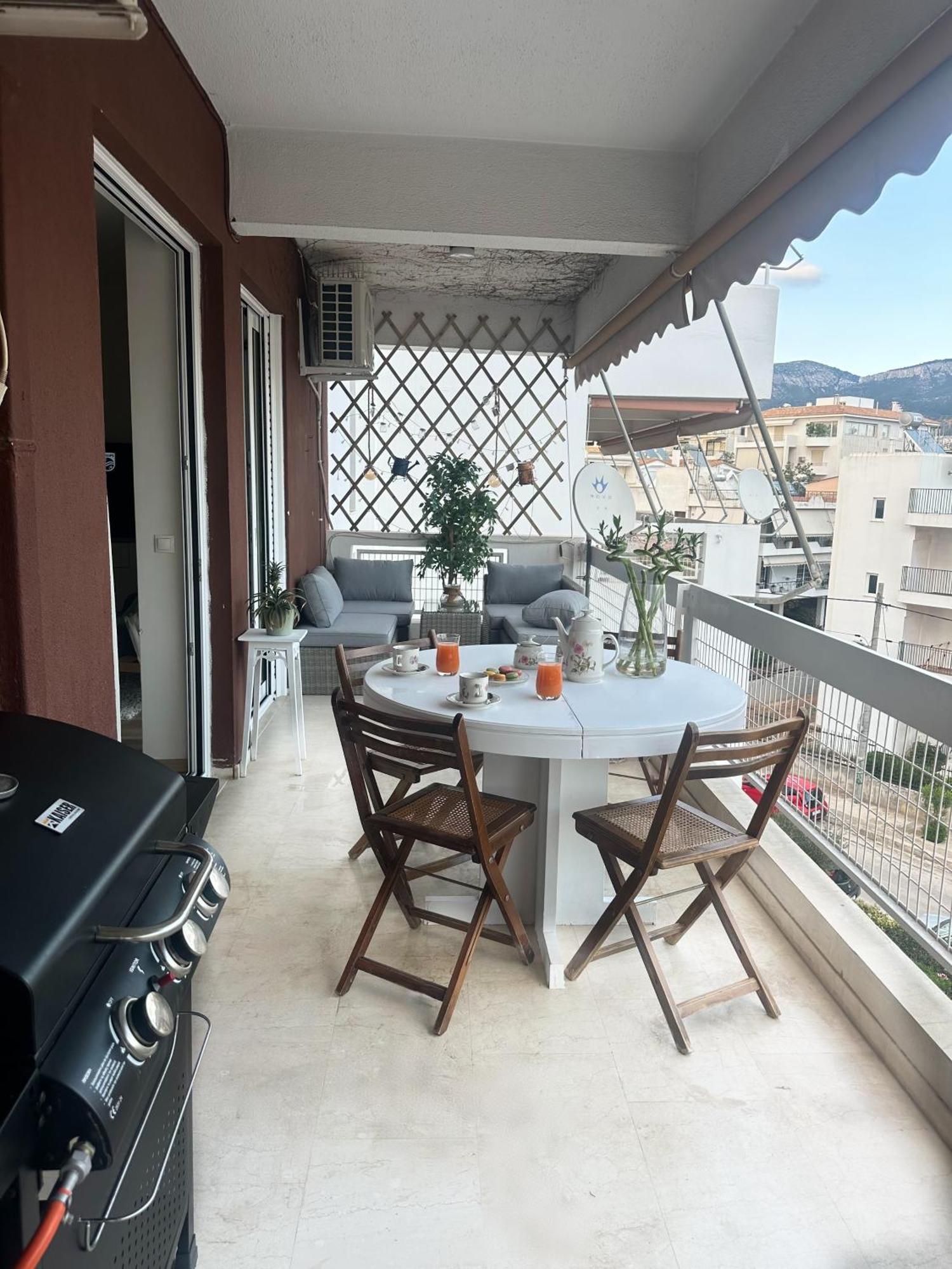 Glyfada Golf Fourth Floor Apartment Atene Esterno foto
