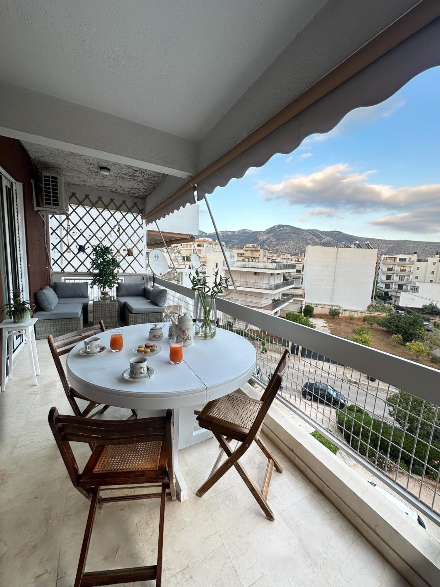 Glyfada Golf Fourth Floor Apartment Atene Esterno foto